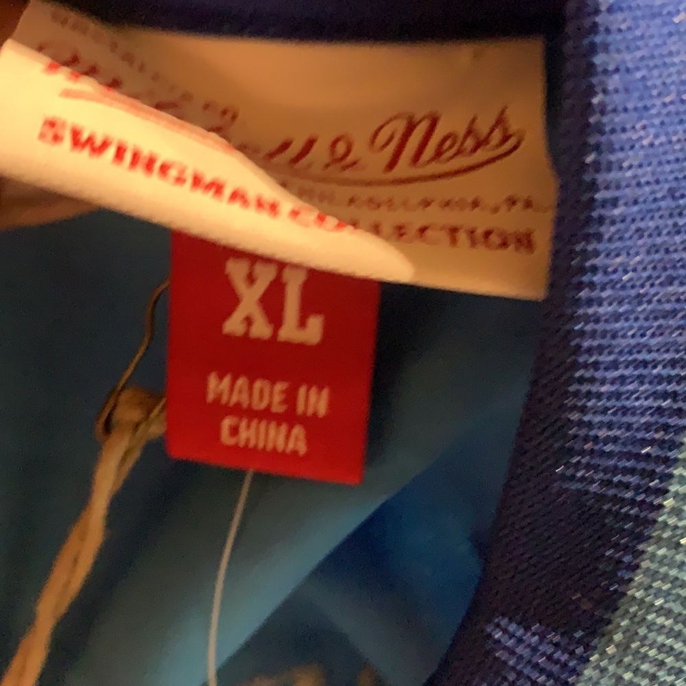 Mitchell & Ness New York Knicks 1991-92 NBA Retro Jersey - Picture 12 of 12